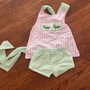 Busy Bees Smocks alligator outfit 18m